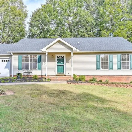 Buy this 3 bed house on 216 Hunters Lane in Meadowbrook Heights, Anderson County