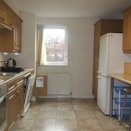 Image 3 - 6 Dicksonfield, City of Edinburgh, EH7 5ND, United Kingdom - Apartment for rent