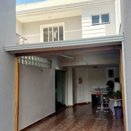 Buy this 3 bed house on Rua Alete Dacheaux Stori 115 in Jardim das Américas, Curitiba - PR