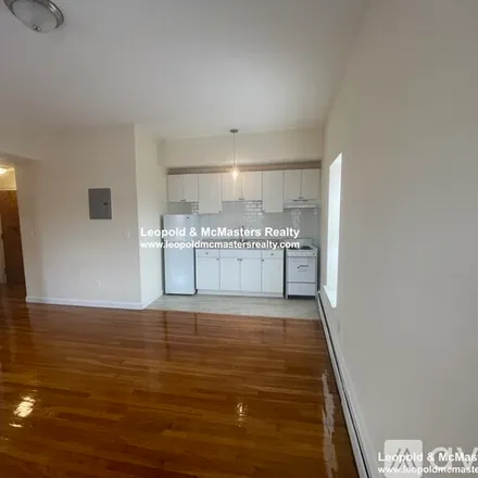 Image 3 - 180 N Beacon St, Unit 3 - Apartment for rent