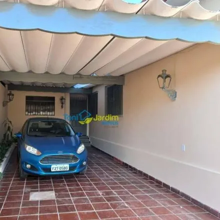 Rent this 3 bed house on Travessa Francisco Barone in Santa Terezinha, Santo André - SP