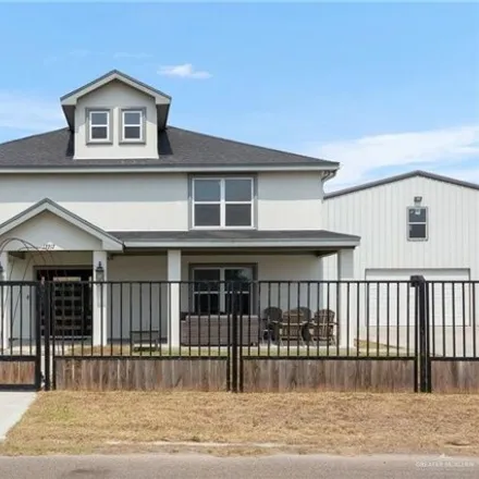 Buy this 5 bed house on 17217 Evelyn Ave in Edinburg, Texas