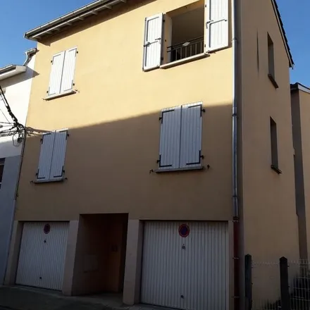 Rent this 2 bed apartment on 605 Rue Nationale in 69400 Villefranche-sur-Saône, France