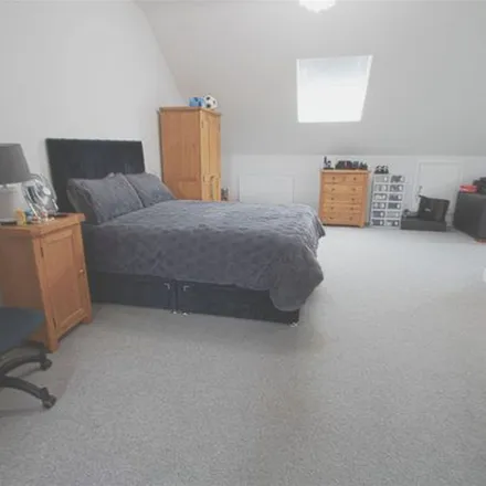Rent this 5 bed apartment on Barn Mews Well-Being Clinic in Dunton Road, Noak Hill