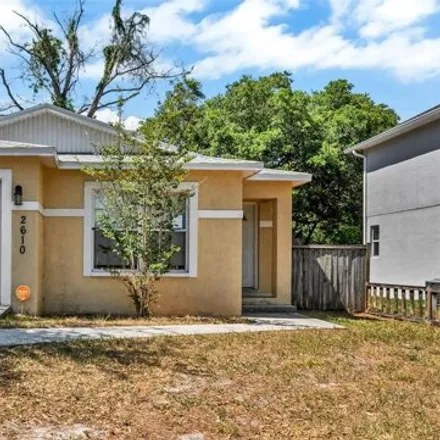 Rent this 3 bed house on 2610 East Lake Avenue in Altamira Heights, Tampa