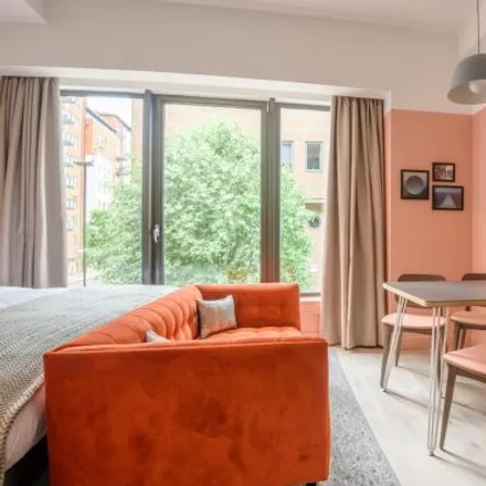 Rent this studio apartment on Room 2 Living room Coffee & Cocktail bar in Queen's Terrace, Lansdowne Hill