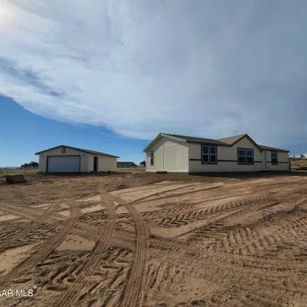 Buy this 3 bed house on 25698 Cabernet Lane in Yavapai County, AZ 86334