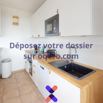 Rent this 6 bed apartment on 7 Rue du Parc in 69500 Bron, France