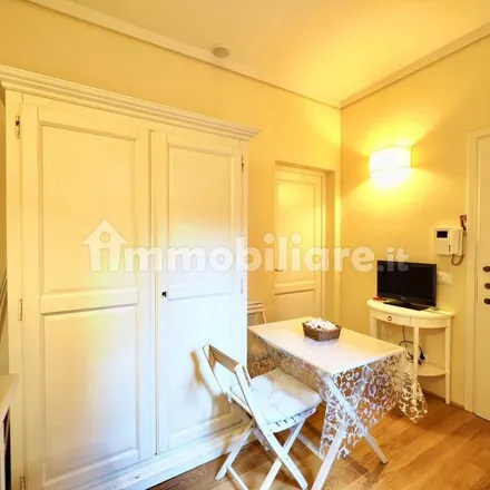 Image 2 - Via del Ponte alle Riffe 28, 50133 Florence FI, Italy - Apartment for rent