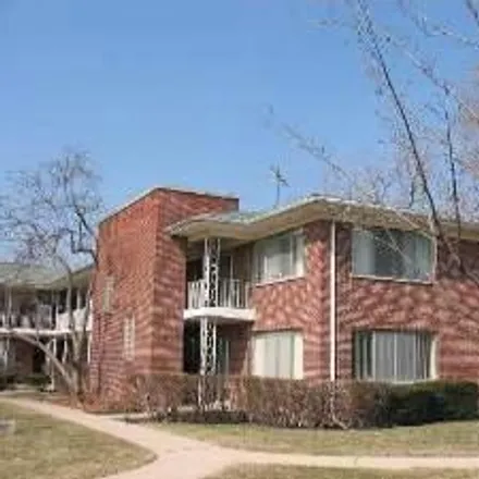 Rent this 2 bed condo on 780 North Western Avenue in Park Ridge, IL 60068