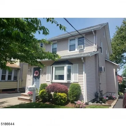 Image 1 - 538 Summer Avenue, Lyndhurst, NJ 07071, USA - Duplex for rent