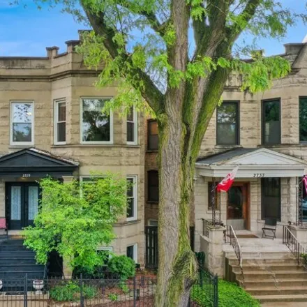 Buy this 5 bed house on 2739 North Whipple Street in Chicago, IL 60647