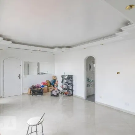 Rent this 4 bed apartment on Alameda Vieira de Carvalho in Santa Terezinha, Santo André - SP