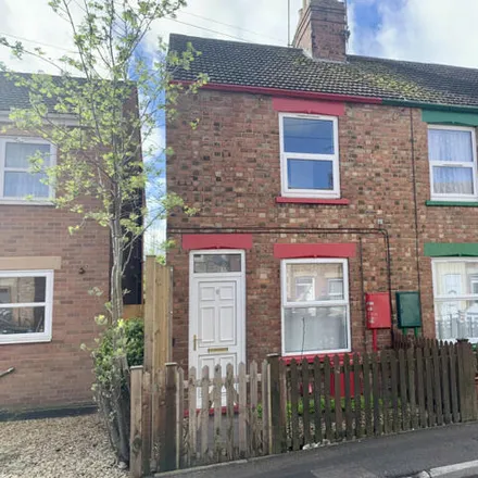 Buy this 2 bed house on 4 Pennygate in Spalding, PE11 1NL