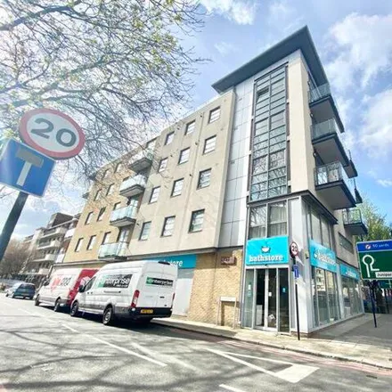 Rent this 2 bed room on 347A York Road in London, SW11 3QU