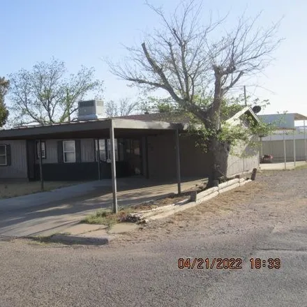 Buy this 3 bed house on 750 North Poplar Street in Kermit, TX 79745