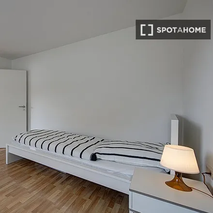 Rent this 3 bed room on Wilhelmastraße 9 in 70376 Stuttgart, Germany