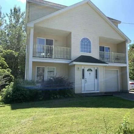 Buy this 3 bed house on 1 Anchor Way in Seabrook, NH 03874