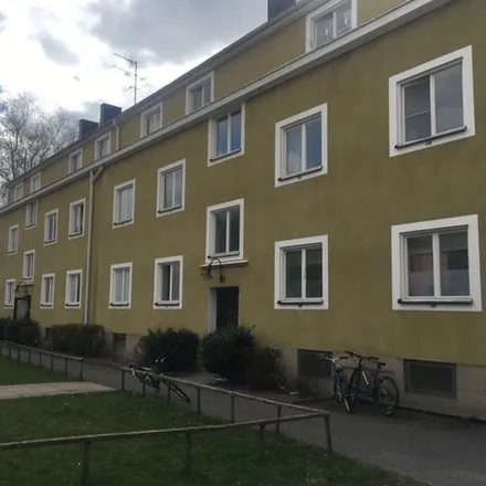 Rent this 3 bed apartment on Dagsbergsvägen 4 in 602 31 Norrköping, Sweden