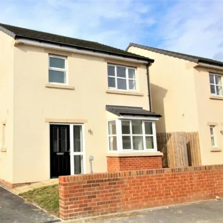 Rent this 3 bed house on Briars Lane in Fishlake, DN7 5AY