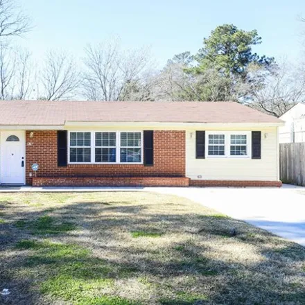 Buy this 3 bed house on 822 Lake Terrace Drive in Windsor Forest, Augusta