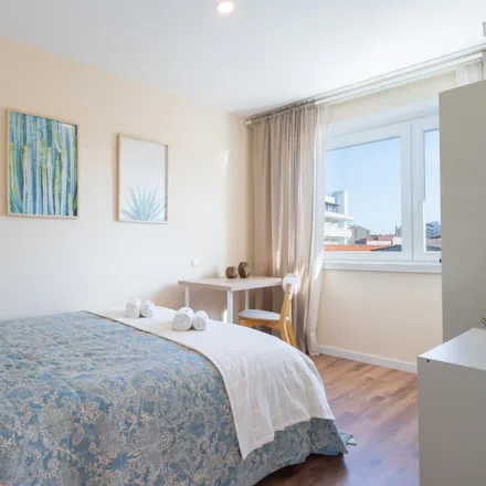 Rent this 3 bed apartment on Rua de Camões in 4000-376 Porto, Portugal