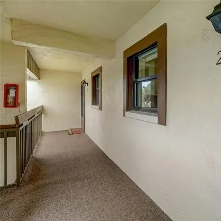 Image 4 - 2407 Winding Creek Boulevard, Pinellas County, FL 33761, USA - Condo for sale