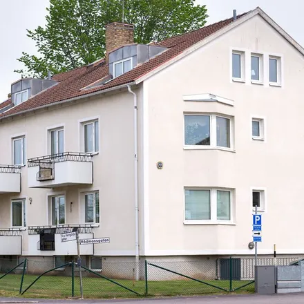 Rent this 3 bed apartment on Rådmansgatan 80 in 591 32 Motala, Sweden