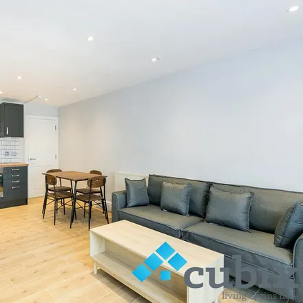 Rent this 4 bed house on Co-op Food in 294 Brockley Road, London