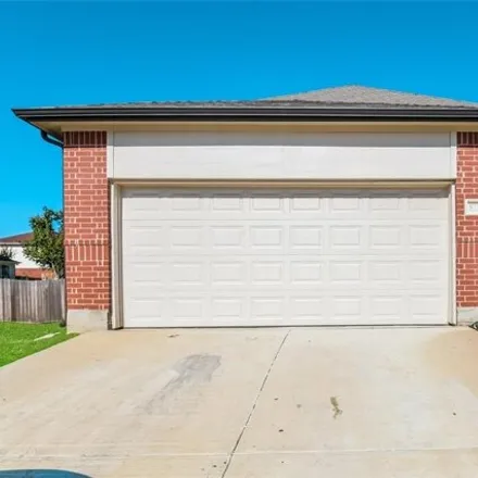 Rent this 4 bed house on 3009 Deanne Court in Fort Worth, TX 76123
