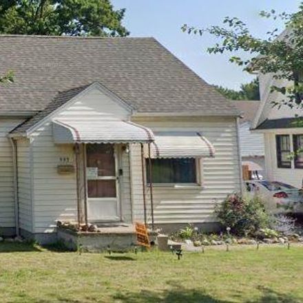 Rent this 2 bed house on 999 Harpster Avenue in Akron, OH 44314