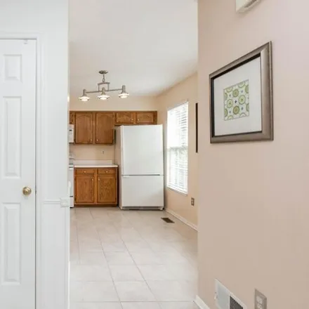 Image 5 - 2012 Masters Drive, Towson, MD 21209, USA - Townhouse for rent