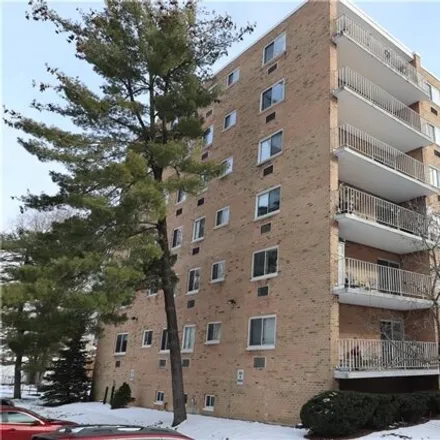 Buy this 1 bed condo on 414 Benedict Avenue in Village of Tarrytown, NY 10591