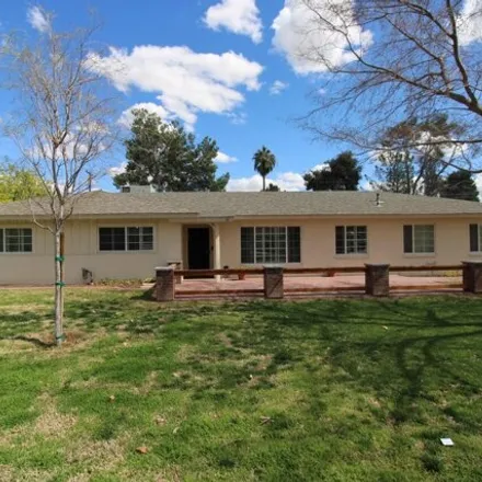 Rent this 3 bed house on 7803 North 13th Avenue in Phoenix, AZ 85021