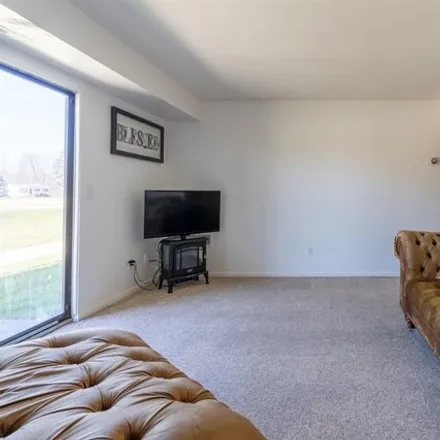 Image 3 - 5968 Cotter Avenue, Sterling Heights, MI 48314, USA - Condo for sale