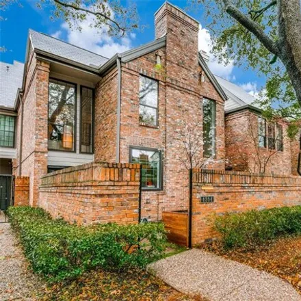 Buy this 2 bed house on Dallas North Tollway in Highland Park, Dallas County
