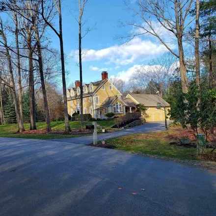 Buy this 4 bed house on Pond Path in North Hampton, Rockingham County