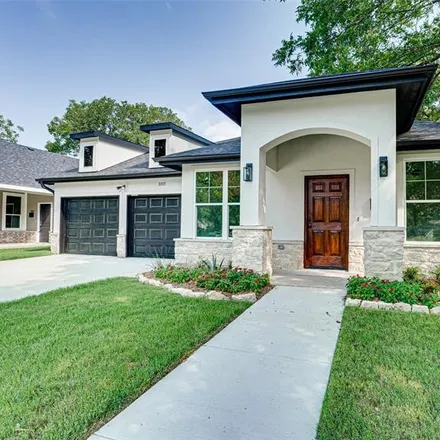 Buy this 3 bed house on 1015 West Avenue E in Garland, TX 75040