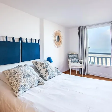 Rent this 1 bed duplex on Pléneuf-Val-André in Rue de l'Hôtel de Ville, 22370 Pléneuf