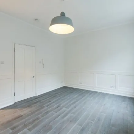 Image 6 - Natural Selection, Monmouth Street, London, WC2H 9DG, United Kingdom - Apartment for rent