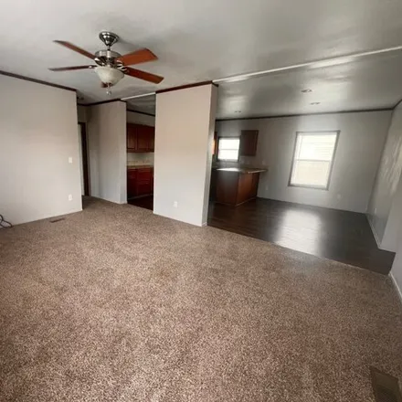 Image 2 - 7732 Woodlake View, Bexar County, TX 78244, USA - Apartment for sale