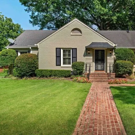 Rent this 3 bed house on 170 North Rose Road in Hedgemoor, Memphis