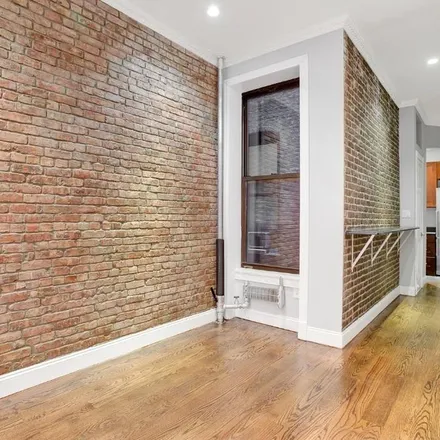 Rent this 5 bed apartment on 206 East 83rd Street in New York, NY 10028