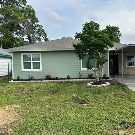 Buy this 4 bed house on 2580 15th Street in Galena Park, TX 77547