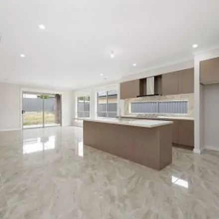 Rent this 4 bed apartment on 53 Wexford Street in Alfredton VIC 3350, Australia