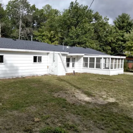 Buy this 3 bed house on Riverview Drive in Mecan, Marquette County
