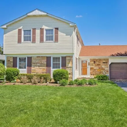 Buy this 4 bed house on 748 Wood Hollow Lane in Buffalo Grove, IL 60089