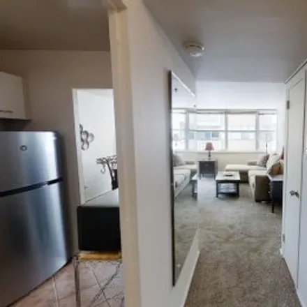 Buy this 1 bed apartment on #3p,6301 North Sheridan Road in Edgewater, Chicago