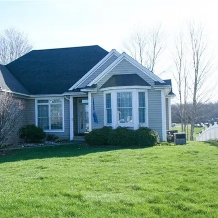 Buy this 4 bed house on 1433 Lake Vue Drive in Roaming Shores, Ashtabula County