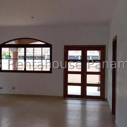 Image 2 - unnamed road, Quintas Versalles, Don Bosco, Panamá Province, Panama - House for sale